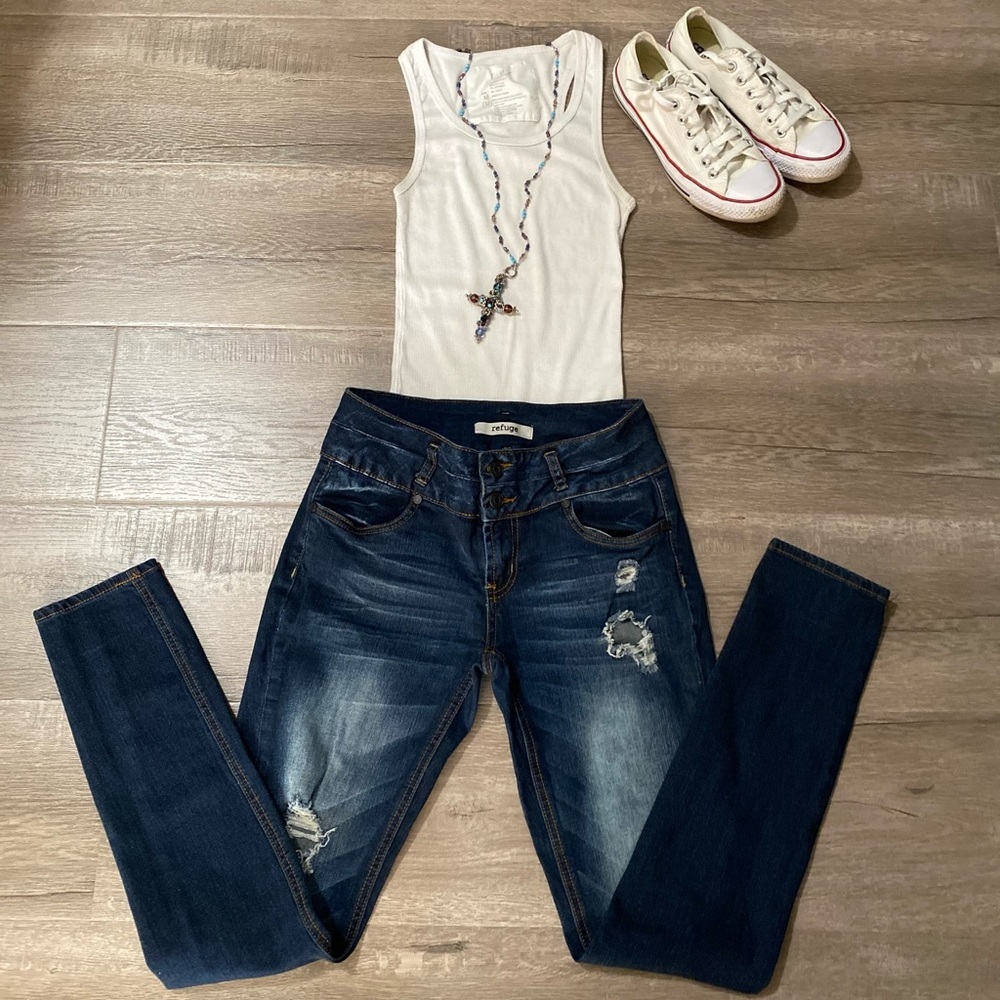 Refuge jeans - 3 pairs for $35